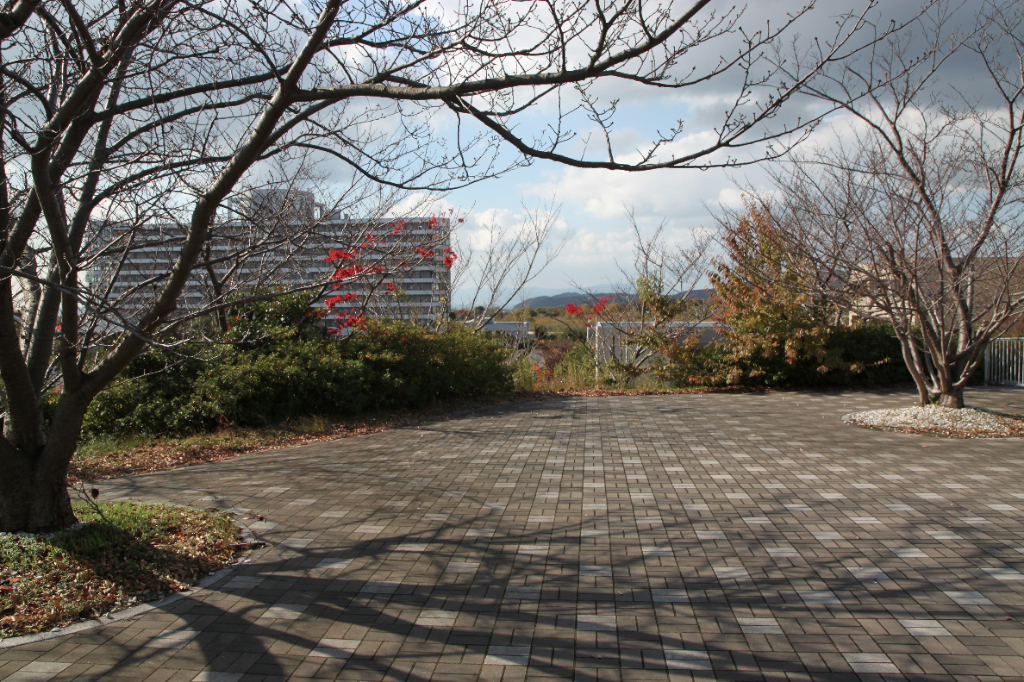 Wakayama En Vue! WAKAYAMA - universite entree.jpg